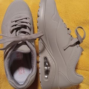 Womens Sketchers Shoes